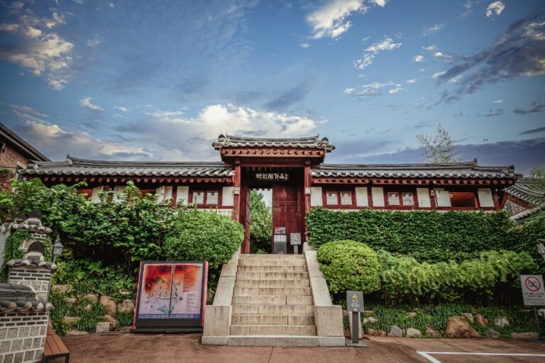 [ソウル] 白麟済家屋（백인제가옥）