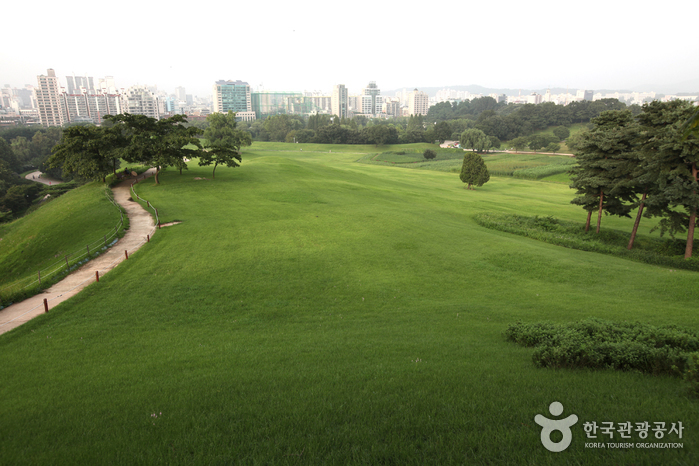 [ソウル] ソウル夢村土城（서울 몽촌토성）