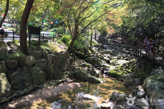[ソウル] 津寛寺渓谷（진관사 계곡）