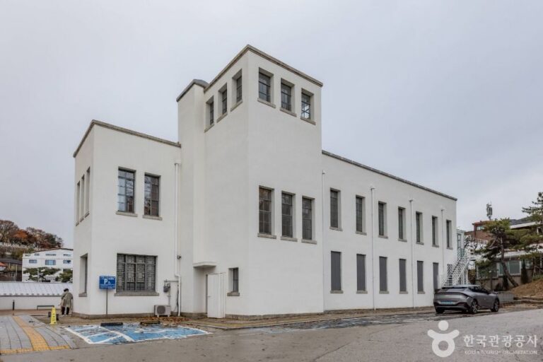 [ソウル] 澗松美術館（ソウル葆華閣）（간송미술관（서울 보화각））