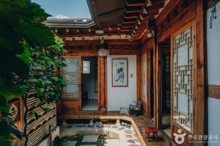 [ソウル] イヌハウス[韓国観光品質認証]（인우하우스[한국관광 품질인증]/Korea Quality）