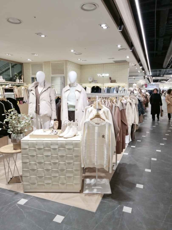 [ソウル] [事後免税店] Tube（チューブ）・NCシングロ（新九老）（튜브 nc신구로）