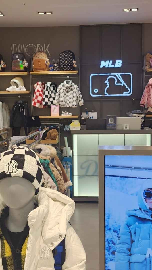 [ソウル] [事後免税店] MLBキッズ（엠엘비키즈）
