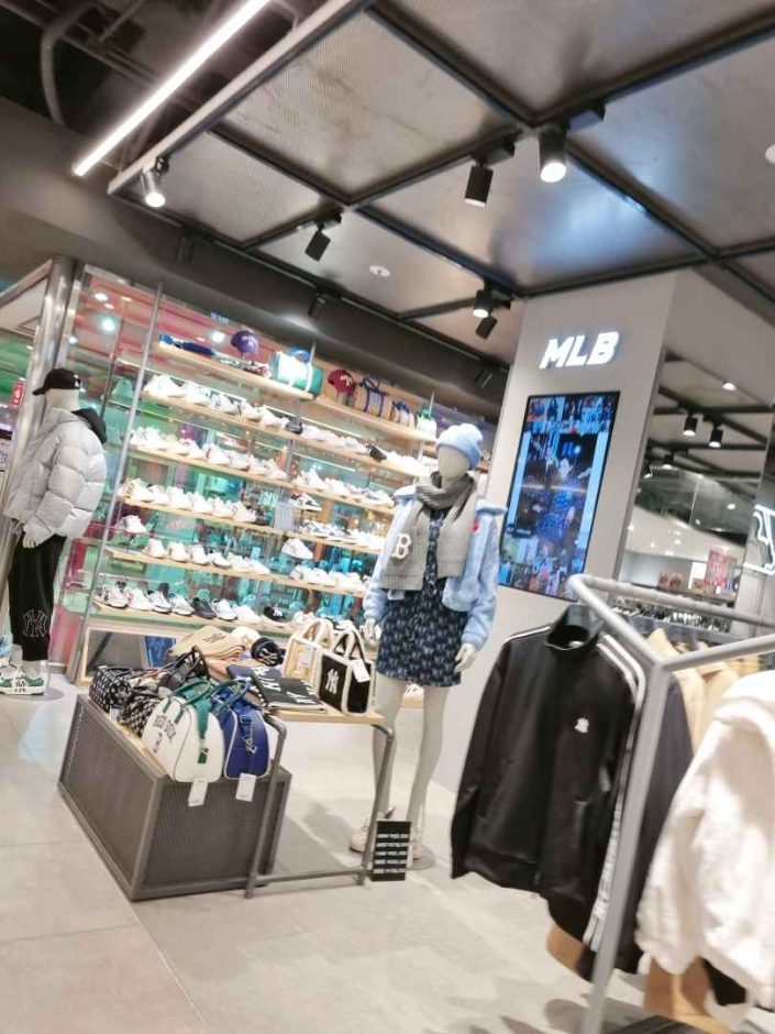 [ソウル] [事後免税店] MLB・NCシングロ（新九老）（엠엘비 nc신구로）