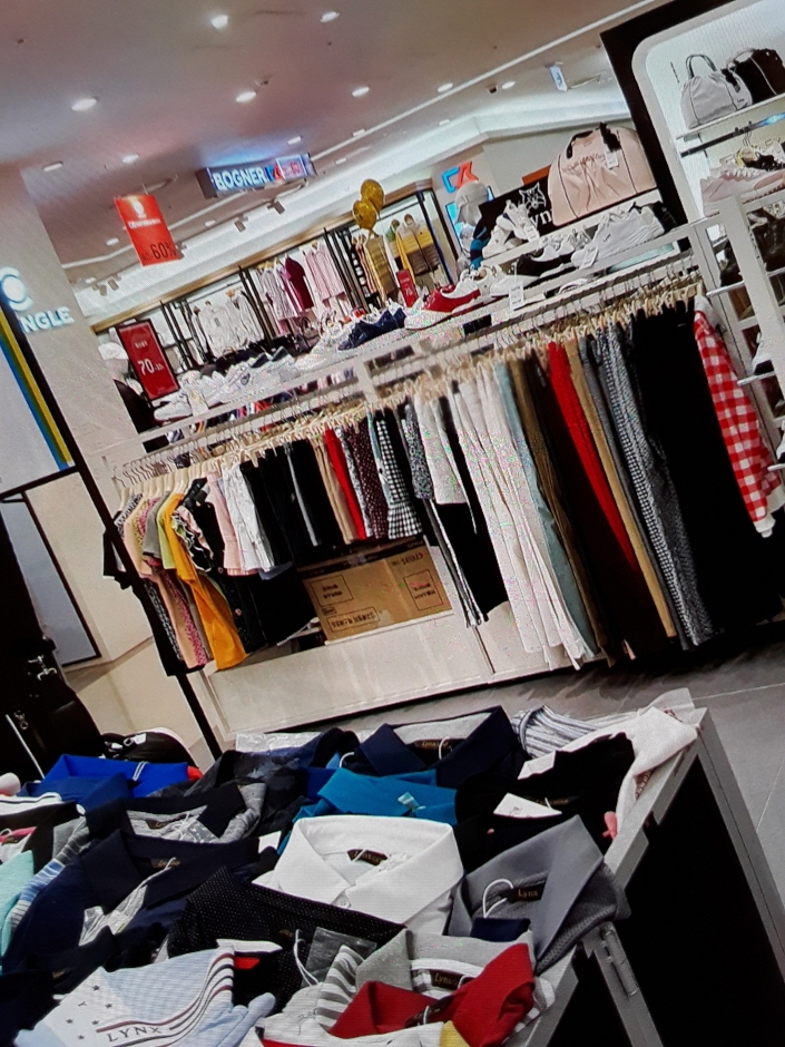 [ソウル] [事後免税店] Lynx Golf（リンクスゴルフ）・現代カサン（加山）（링스골프 현대가산）