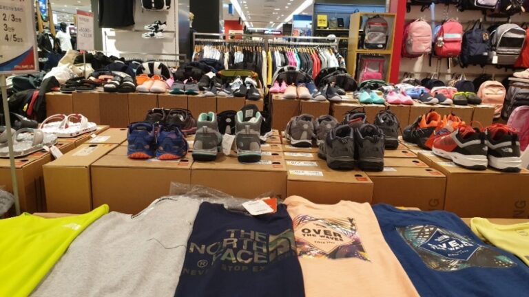 [ソウル] [事後免税店] THE NORTH FACE（ザ・ノース・フェイス）・ロッテソウル駅（노스페이스 롯데서울역）