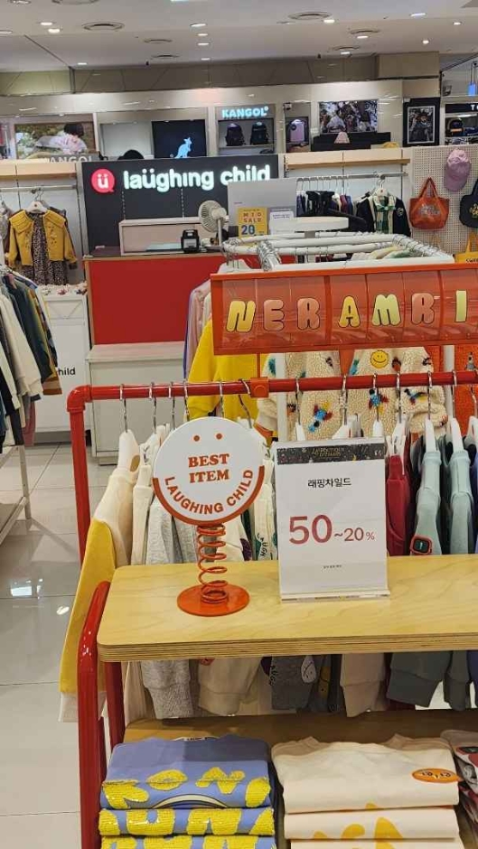 [ソウル] [事後免税店] LAUGHINGCHILD（ラフィングチャイルド）（래핑차일드）