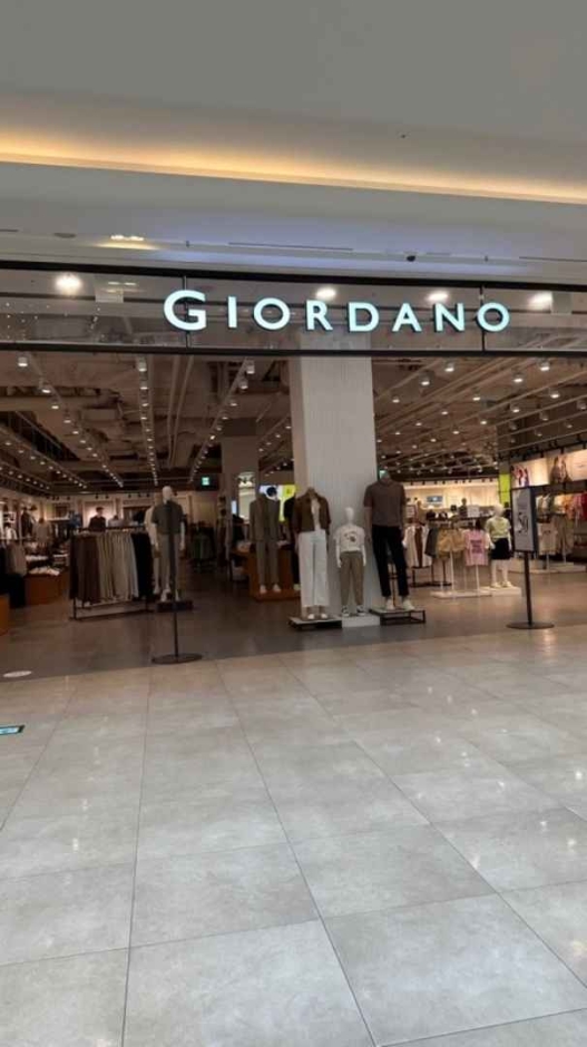 [ソウル] [事後免税店] GIORDANO（ジョルダーノ）（지오다노）