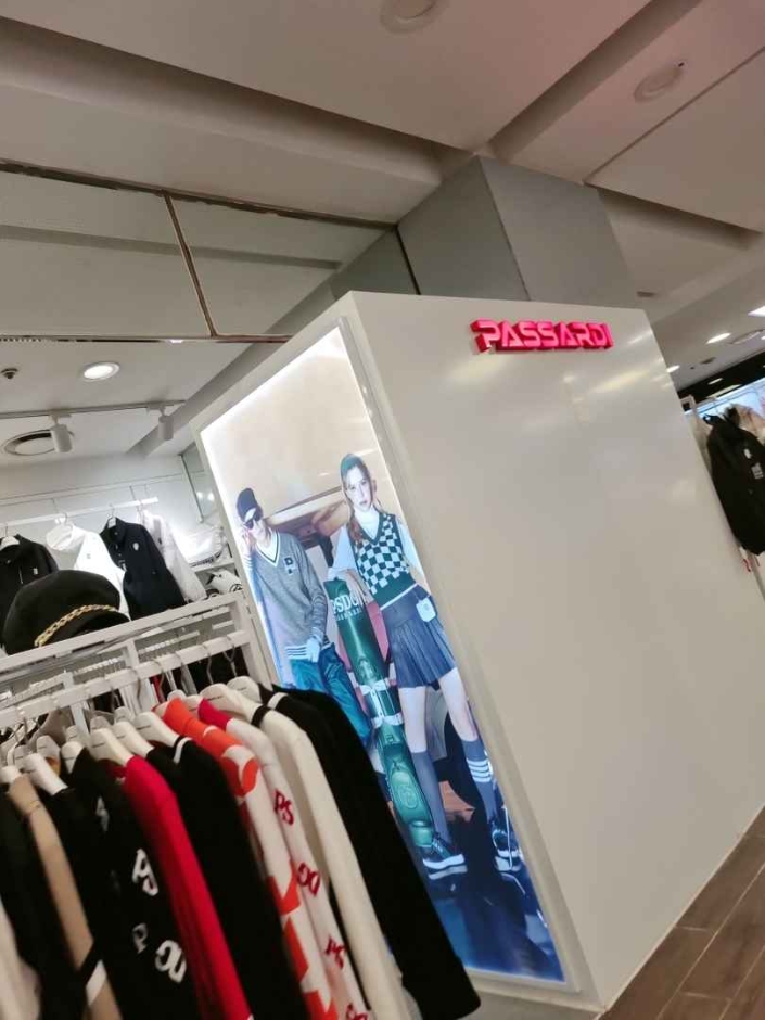 [ソウル] [事後免税店] PASSARDI（パサディ）ゴルフ・2001アウトレットチュンゲ（中渓）（파사디골프 2001아울렛 중계）