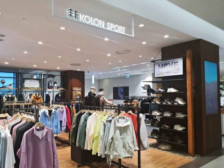 [ソウル] [事後免税店] KOLON（コーロン）スポーツ（코오롱스포츠）