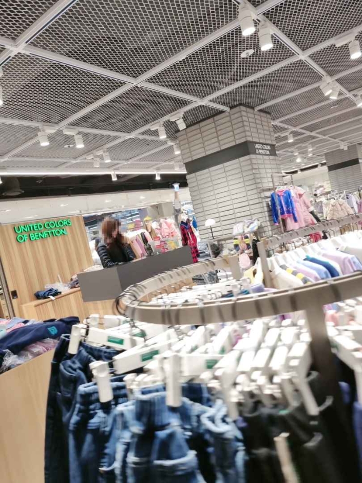 [ソウル] [事後免税店] BENETTON（ベネトン）キッズ（베네통키즈）