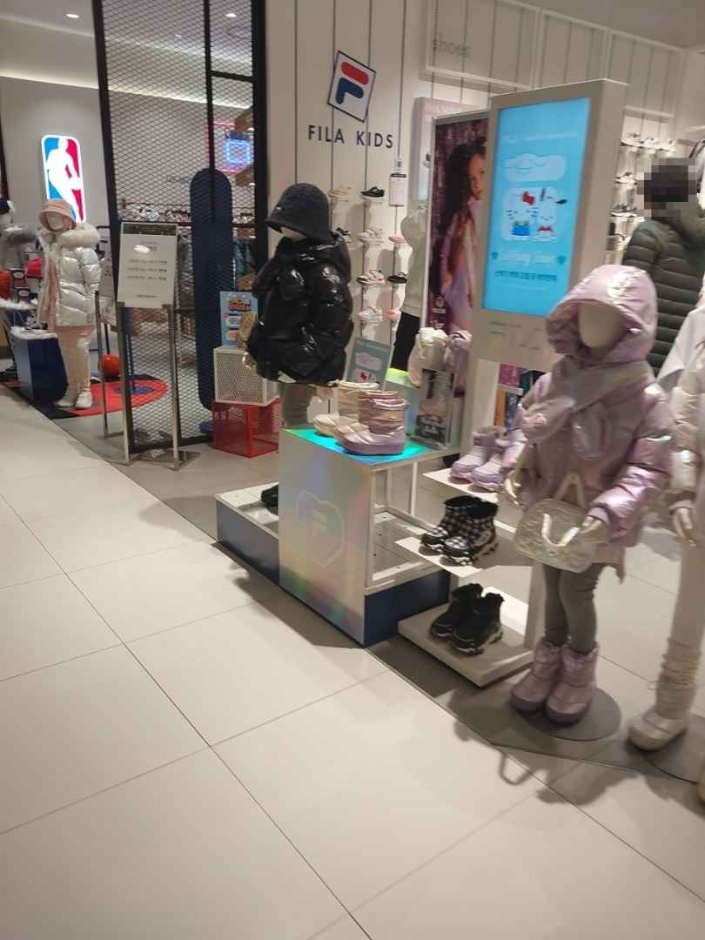 [ソウル] [事後免税店] FILA（フィラ）キッズ（휠라키즈）