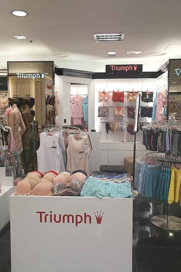 [ソウル] [事後免税店] Triumph（トライアンフ）・ロッテファクトリーカサン（加山）（트라이엄프 롯데팩토리 가산）