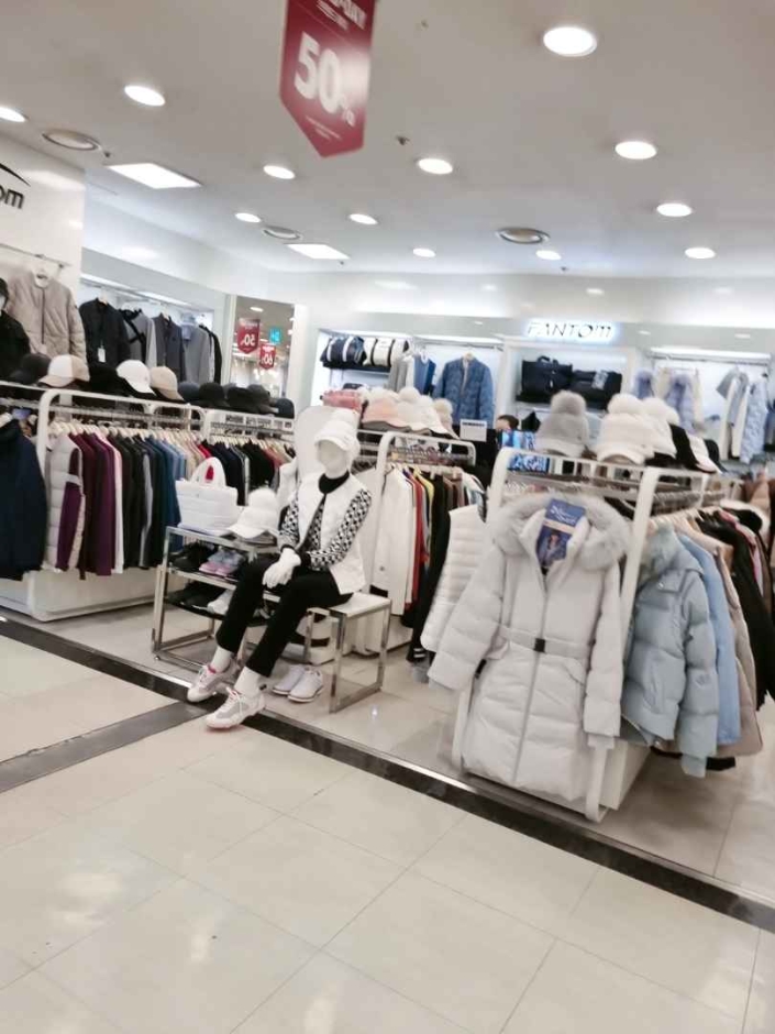 [ソウル] [事後免税店] FANTOM（ファントム）・ロッテファクトリーカサン（加山）（팬텀 롯데팩토리 가산）