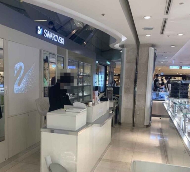 [ソウル] [事後免税店] SWAROVSKI（スワロフスキー）（스와로브스키）