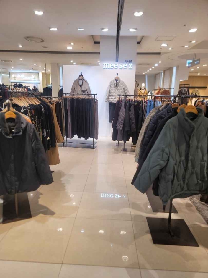 [ソウル] [事後免税店] mee se z（ミセズ）（미세즈）