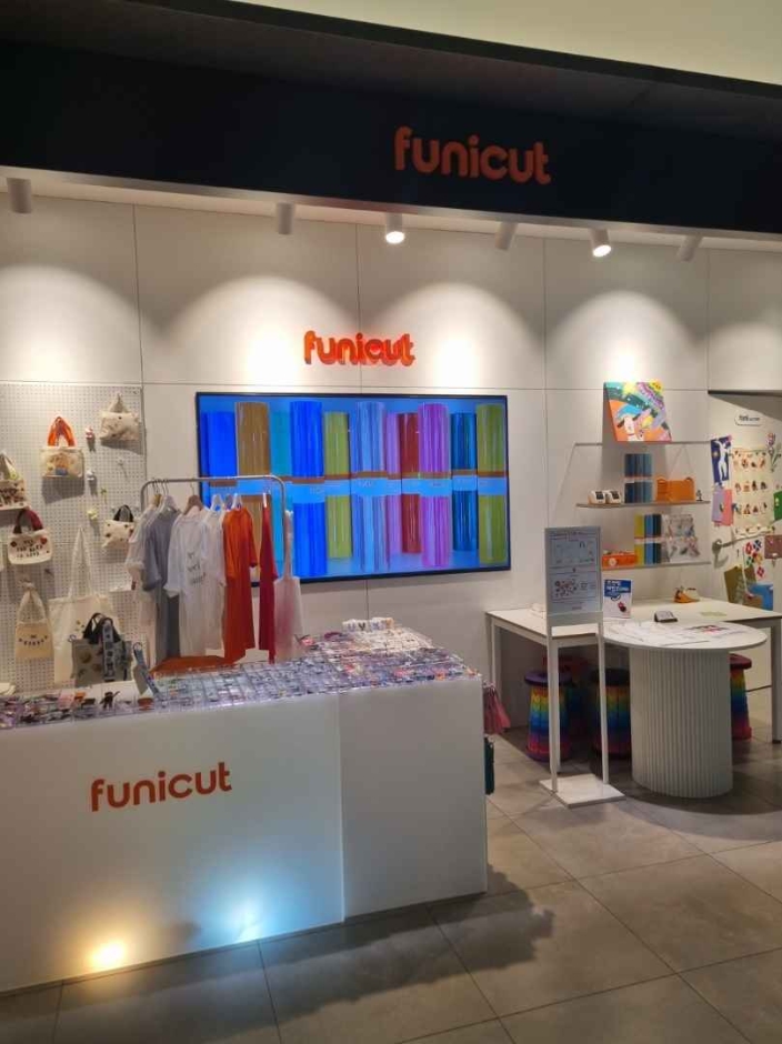 [ソウル] [事後免税店] funicut（ファニカット）（퍼니컷）