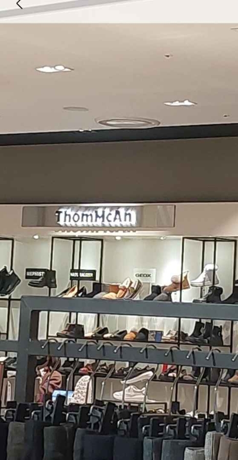 [ソウル] [事後免税店] ThomMcAn（トムマッキャン）（톰맥캔）