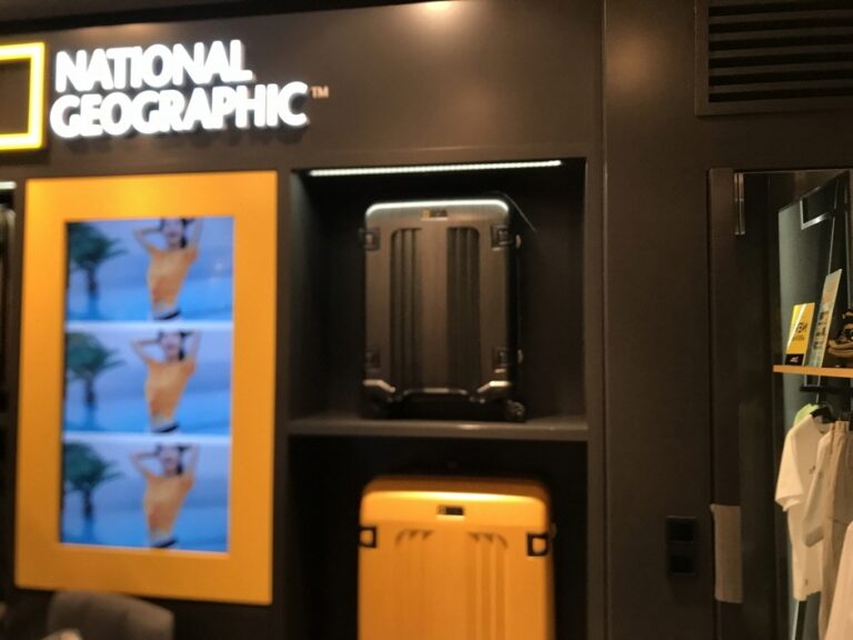 [ソウル] [事後免税店] National Geographic（ナショナルジオグラフィック）（내셔널지오그래픽）