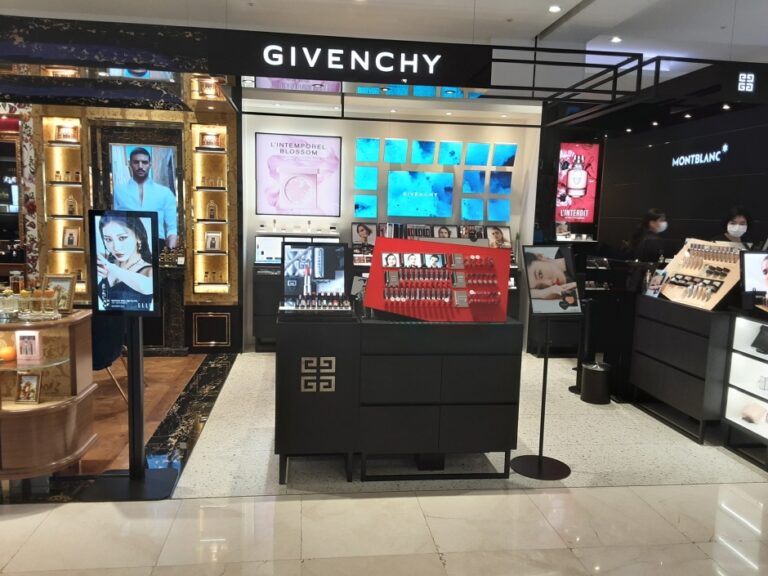 [ソウル] [事後免税店] GIVENCHY（ジバンシィ）・ロッテチャムシル（蚕室）（지방시 롯데잠실）