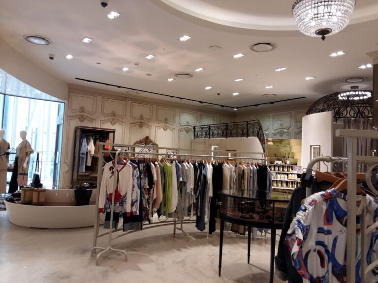 [ソウル] [事後免税店] ELI’DEN・ロッテAVENUEL（アヴェニュエル）ワールドタワー店（엘리든 롯데 에비뉴엘 월드타워점）