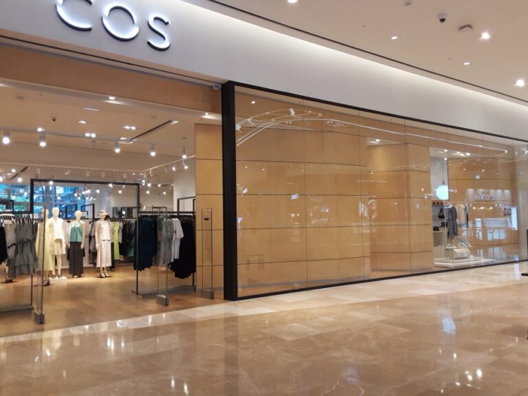 [ソウル] [事後免税店] COS（コス）・ロッテワールドモール（코스 롯데월드몰점）