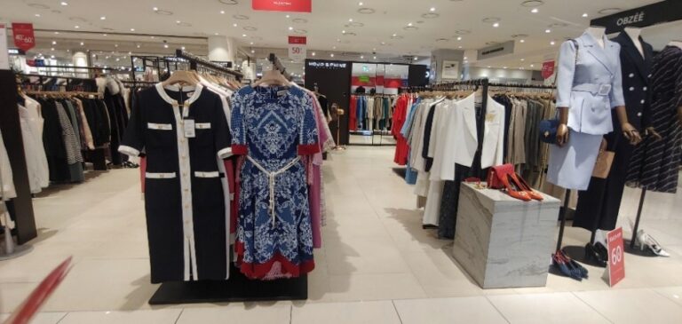 [ソウル] [事後免税店] テヒョンMOJO.S.PHINE・ロッテソウル駅（대현 모조에스핀 롯데서울역）