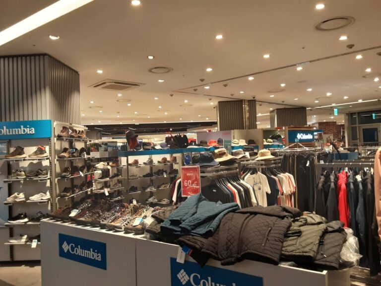 [ソウル] [事後免税店] Columbia（コロンビア）・現代ガーデンファイブ（컬럼비아 현대가든파이브）