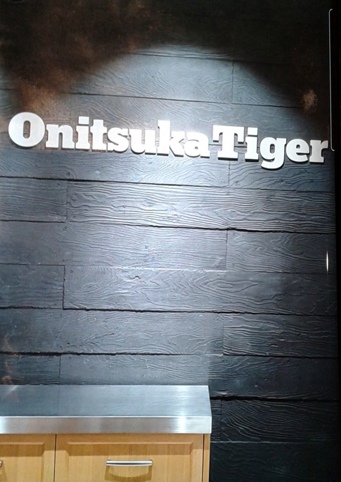 [ソウル] [事後免税店] Onitsuka Tiger（オニツカタイガー）・DOOTA（오니츠카타이거 두타）