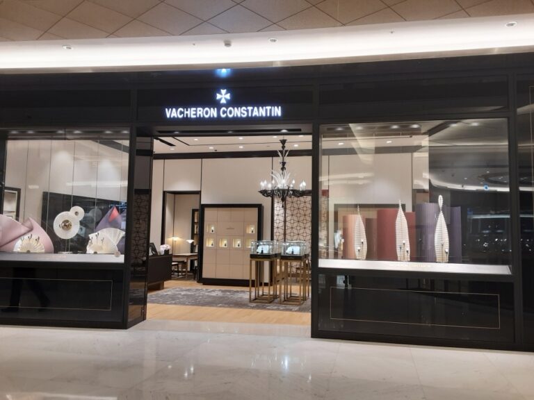[ソウル] [事後免税店] VACHERON CONSTANTIN（ヴァシュロン・コンスタンタン）・ロッテワールドタワー店（바쉐론콘스탄틴 롯데 월드타워점）