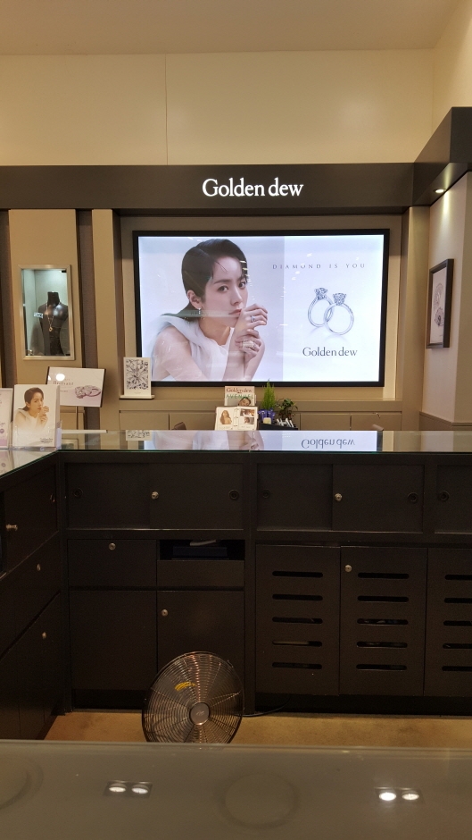 [ソウル] [事後免税店] GOLDENDEW・コンデ（建大）スターシティ（골든듀 건대스타시티）