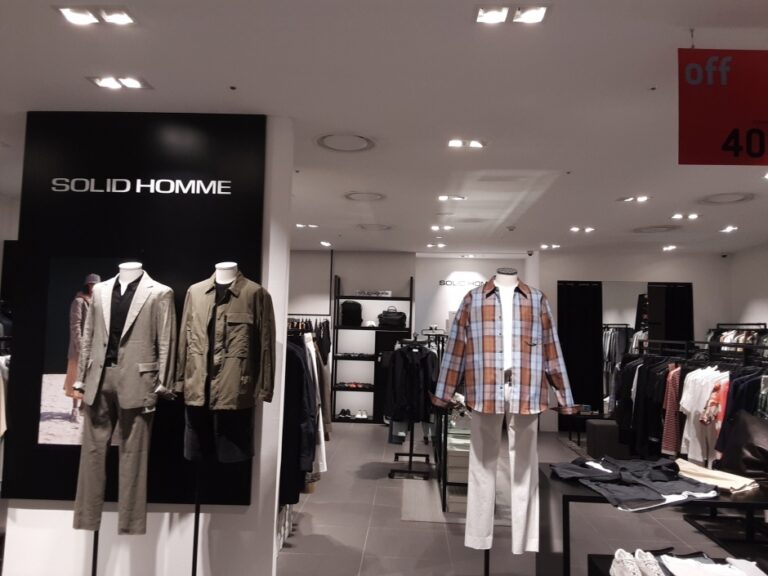 [ソウル] [事後免税店] SOLID（ソリッド）HOMME（オム）・現代ガーデンファイブ（쏠리드옴므 현대가든파이브）