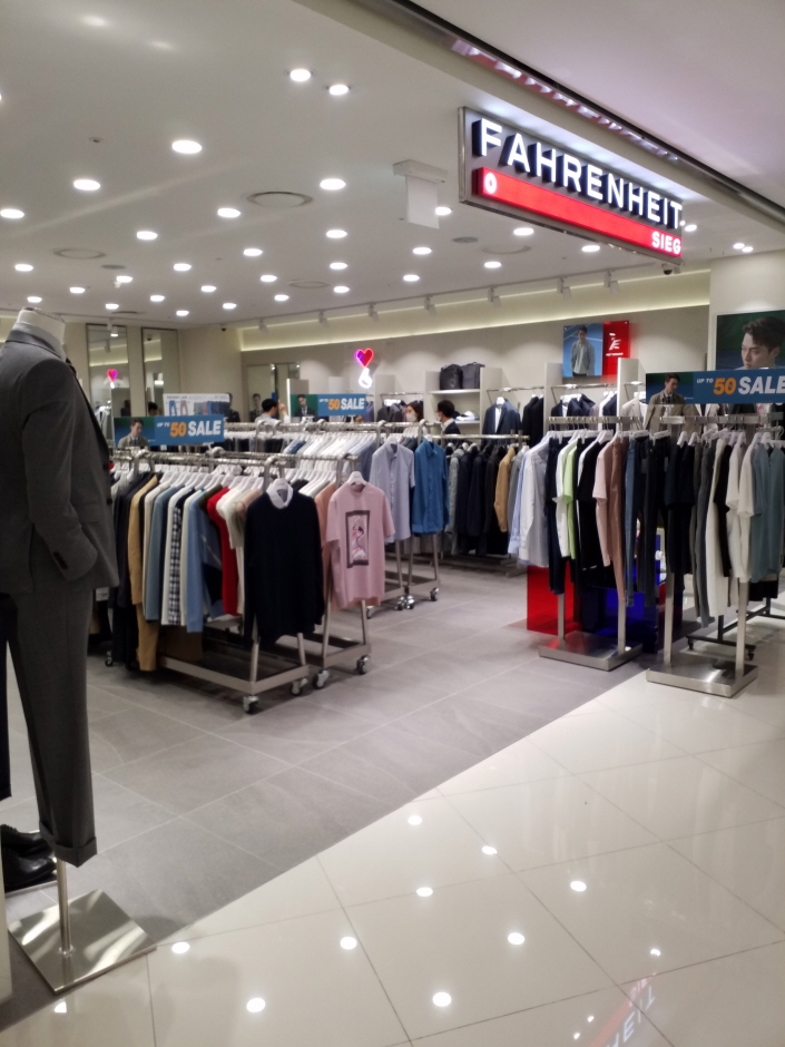 [ソウル] [事後免税店] SIEG（ジーク）Fahrenheit（ファーレンハイト）・タイムスクエア（지이크파렌하이트 타임스퀘어）