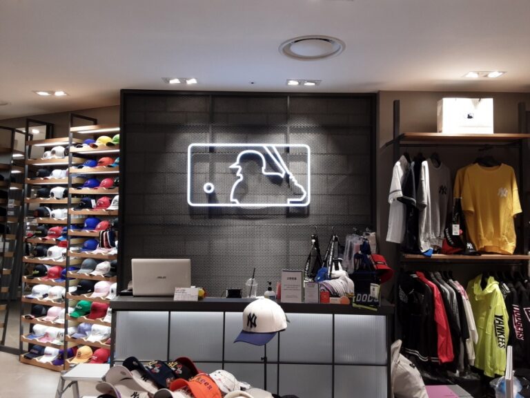 [ソウル] [事後免税店] MLB・現代ガーデンファイブ（MLB 현대가든파이브）