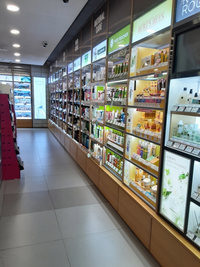 [ソウル] [事後免税店] Olive Young・ディーキューブシティ（올리브영 디큐브시티）