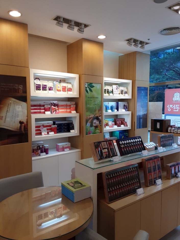 [ソウル] [事後免税店] KGC・チュンムロ（忠武路）店（KGC 충무로점）
