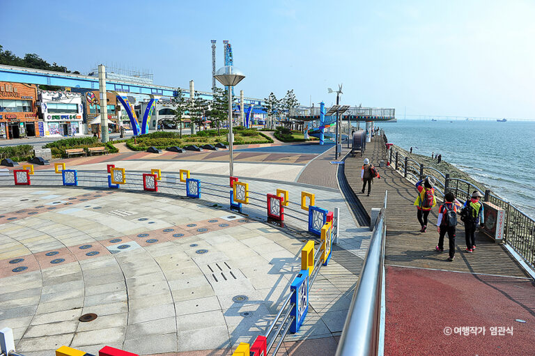 [仁川] 月尾文化の通り&タルピッ音楽噴水（월미문화의거리 & 달빛음악분수）