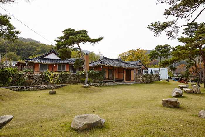 [仁川] イェンナレ・グムジャンディ（昔の黄金の芝）（옛날에금잔디）
