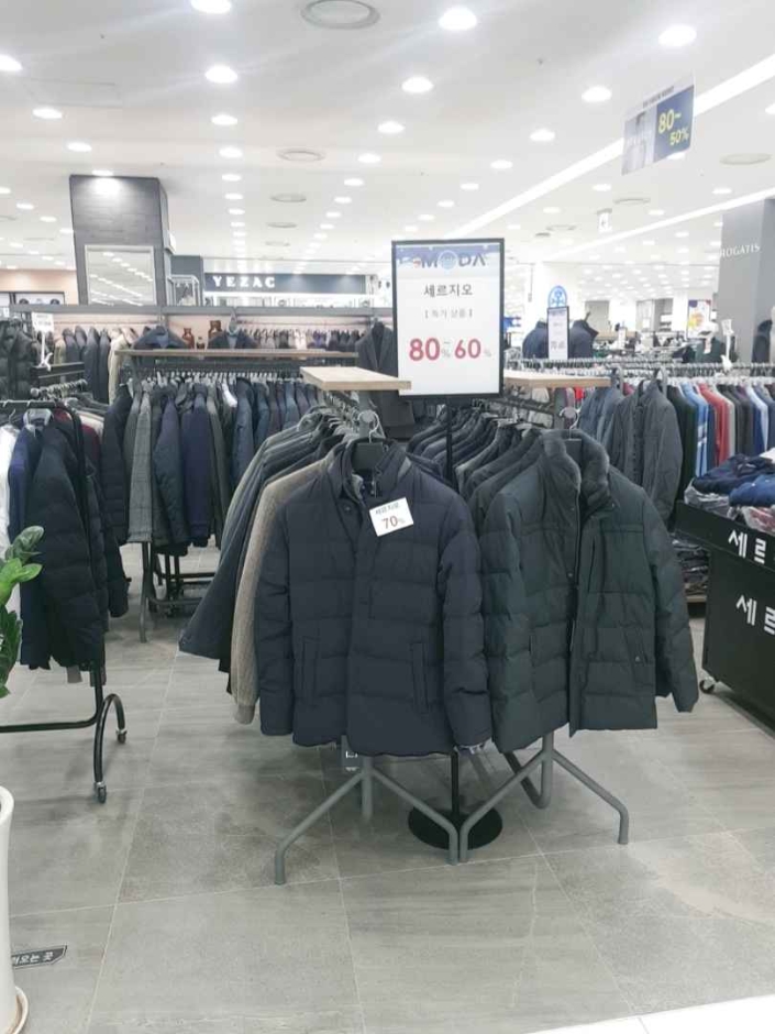 [仁川] [事後免税店] SERGIUS（セルギウス）・モダアウトレットインチョン（仁川）店（세르지오 모다아울렛 인천점）