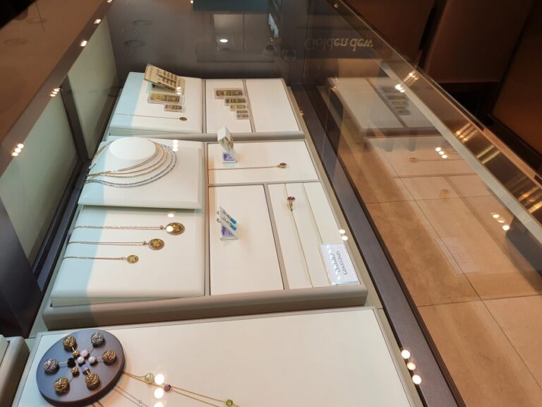 [大田] [事後免税店] GOLDENDEW・ロッテテジョン（大田）（골든듀 롯데대전）