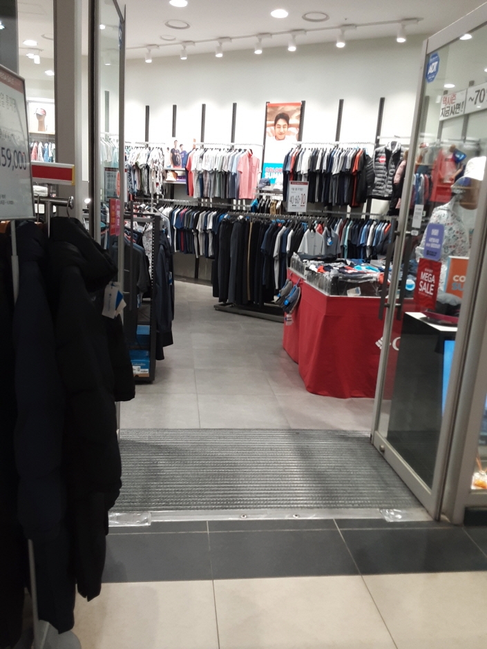 [大邱] [事後免税店] Columbia（コロンビア）・イシアポリス（컬럼비아 이시아폴리스）