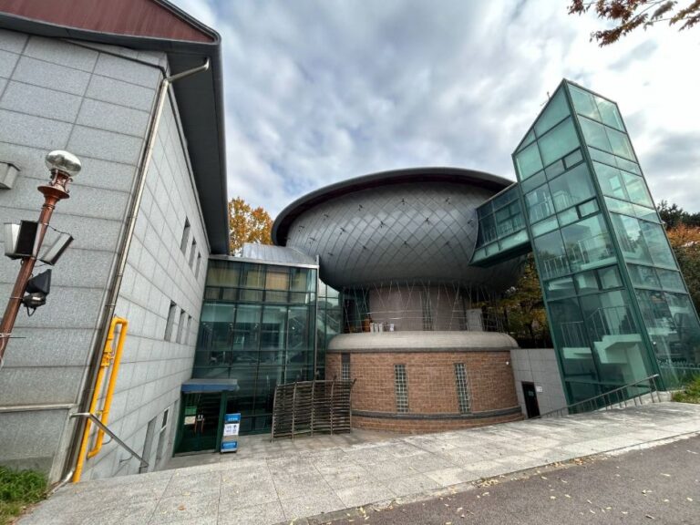 [光州] ピッコウル国楽伝授館（빛고을국악전수관）