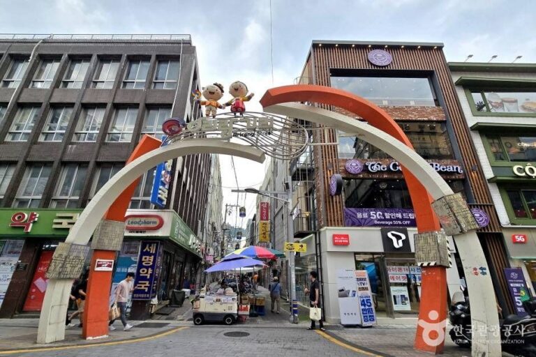 [釜山] 国際市場グルメ横丁（국제시장 먹자골목）