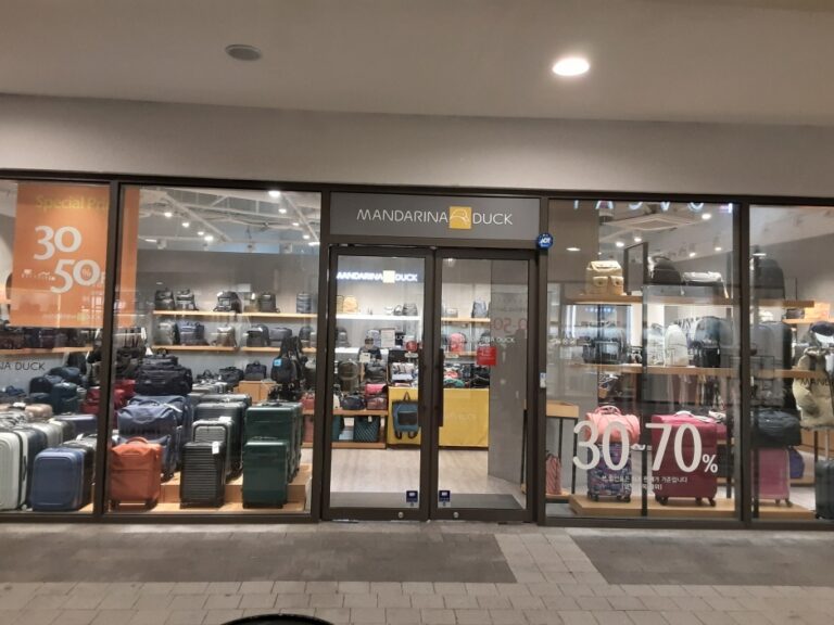 [釜山] [事後免税店] MANDARINA DUCK（マンダリナダック）・ロッテトンブサン（東釜山）（만다리나덕 롯데동부산）