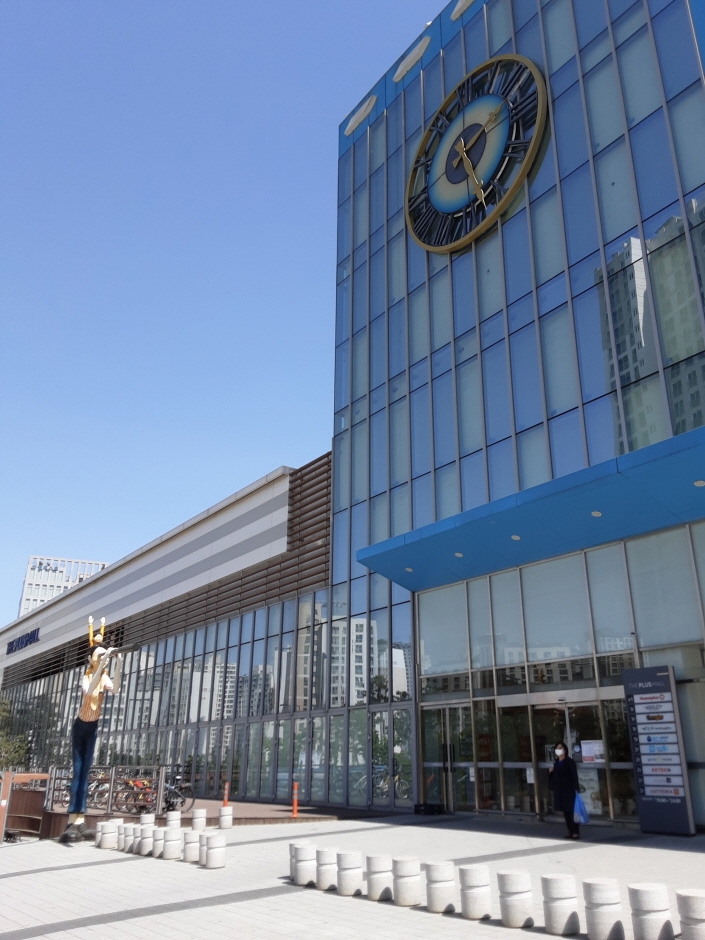 [世宗] [事後免税店] ホームプラス・セジョン（世宗）（홈플러스 세종）