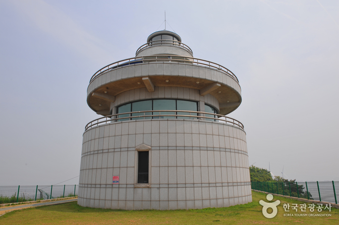 [京畿道] ヌエソム灯台展望台（누에섬 등대전망대）
