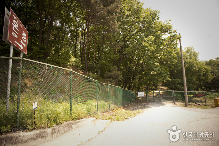 [京畿道] 楊州 温陵（端敬王后）［ユネスコ世界遺産（文化遺産）］（양주 온릉（단경왕후）[유네스코 세계문화유산]）