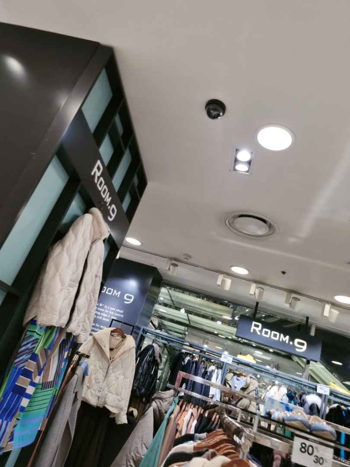 [京畿道] [事後免税店] Room.9（ルームナイン）・ニューコアピョンチョン（坪村）（룸나인 뉴코아 평촌）