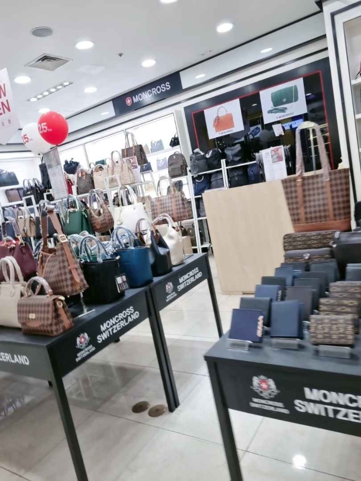 [京畿道] [事後免税店] MONCROSS（モンクロス）（몽크로스）