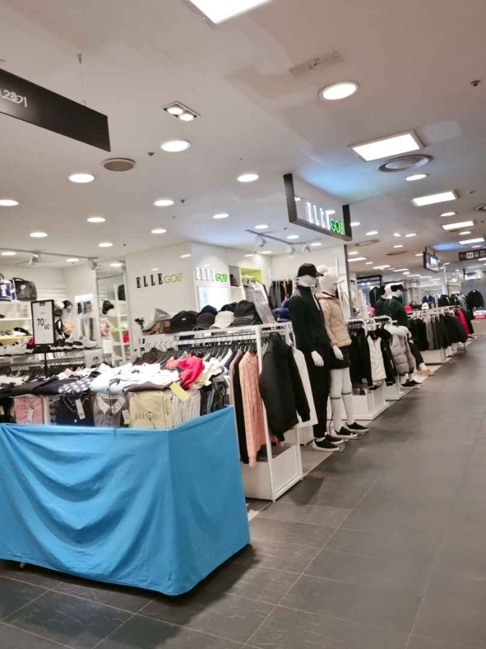 [京畿道] [事後免税店] ELLE（エル）ゴルフ・ニューコアピョンチョン（坪村）（엘르골프 뉴코아 평촌）